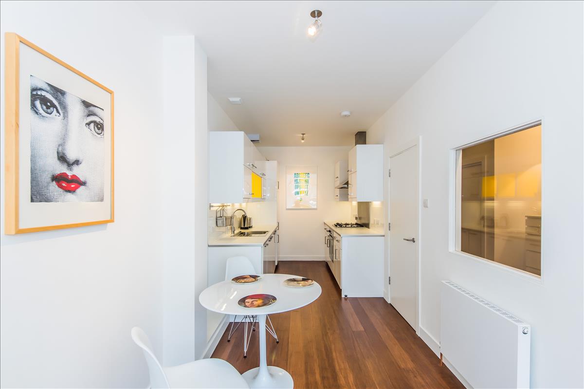 Flat Jerome Street in Greater London