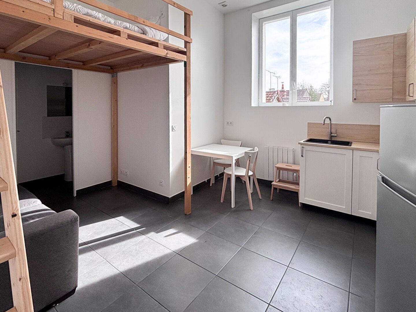 Flat Rue de la Salle in Fontenay-le-Vicomte