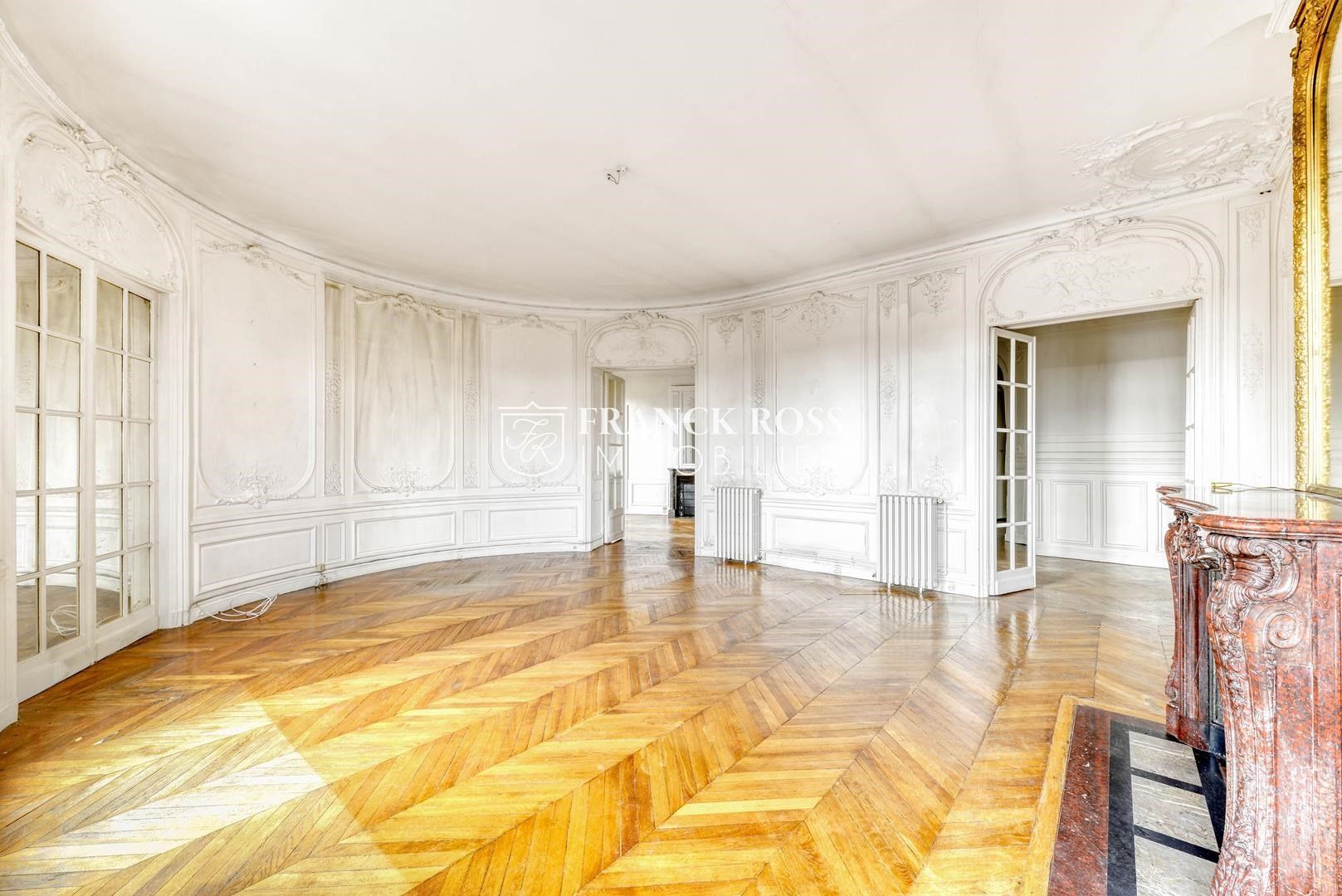 Appartement Place de l'Alma à Paris