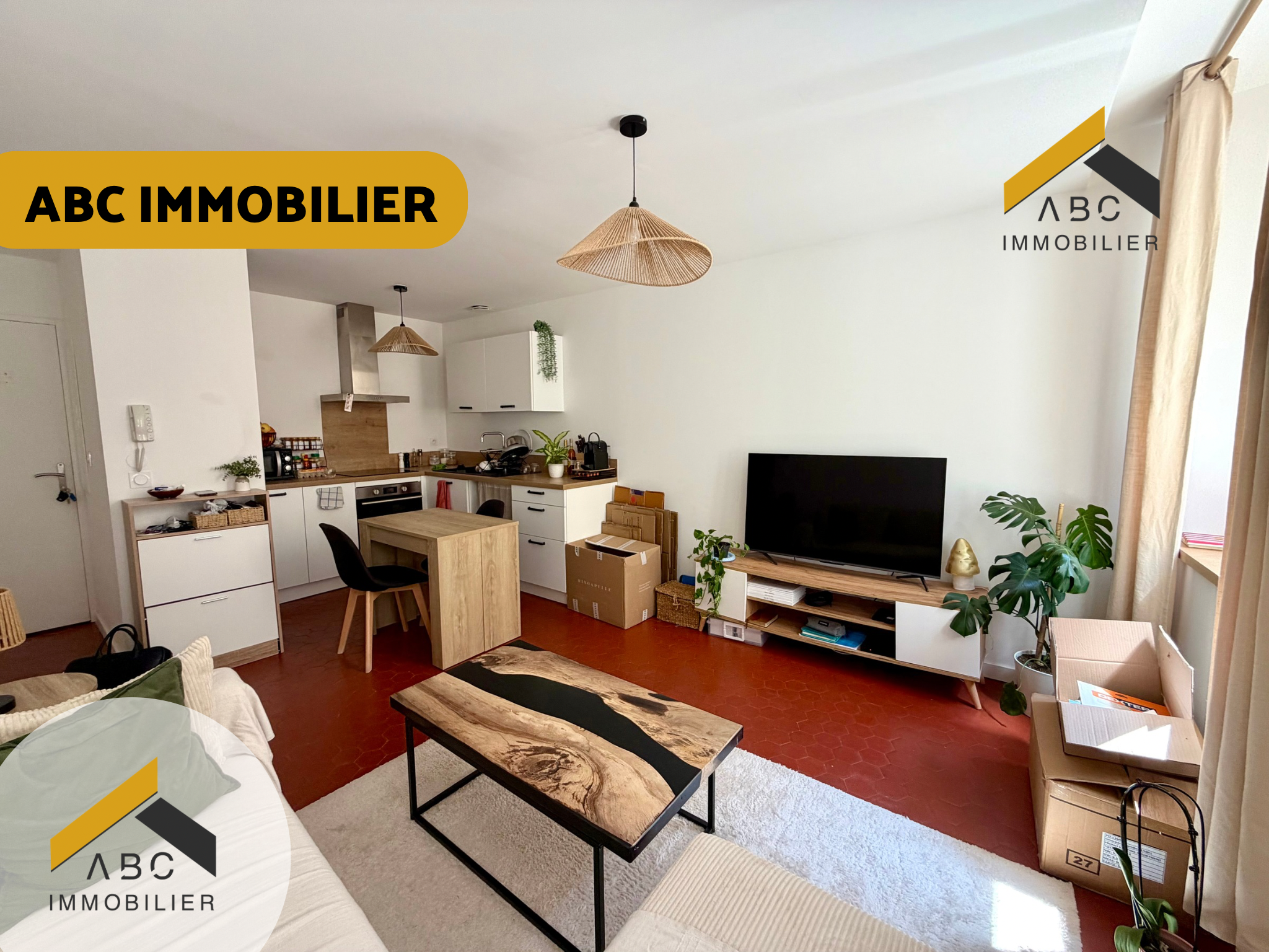 Flat Rue du Roussillon in Orange