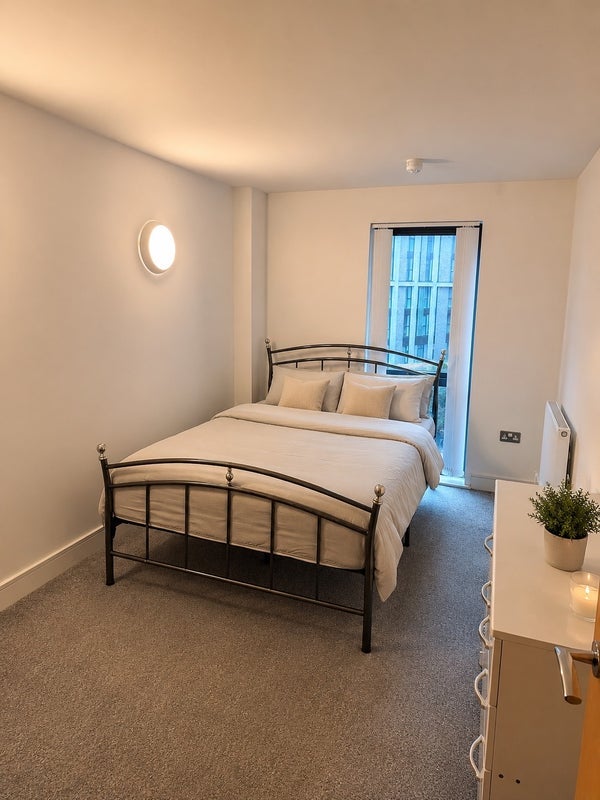 Room Jude Street in Greater London