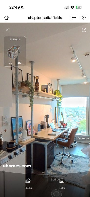 Room Frying Pan Alley in Greater London