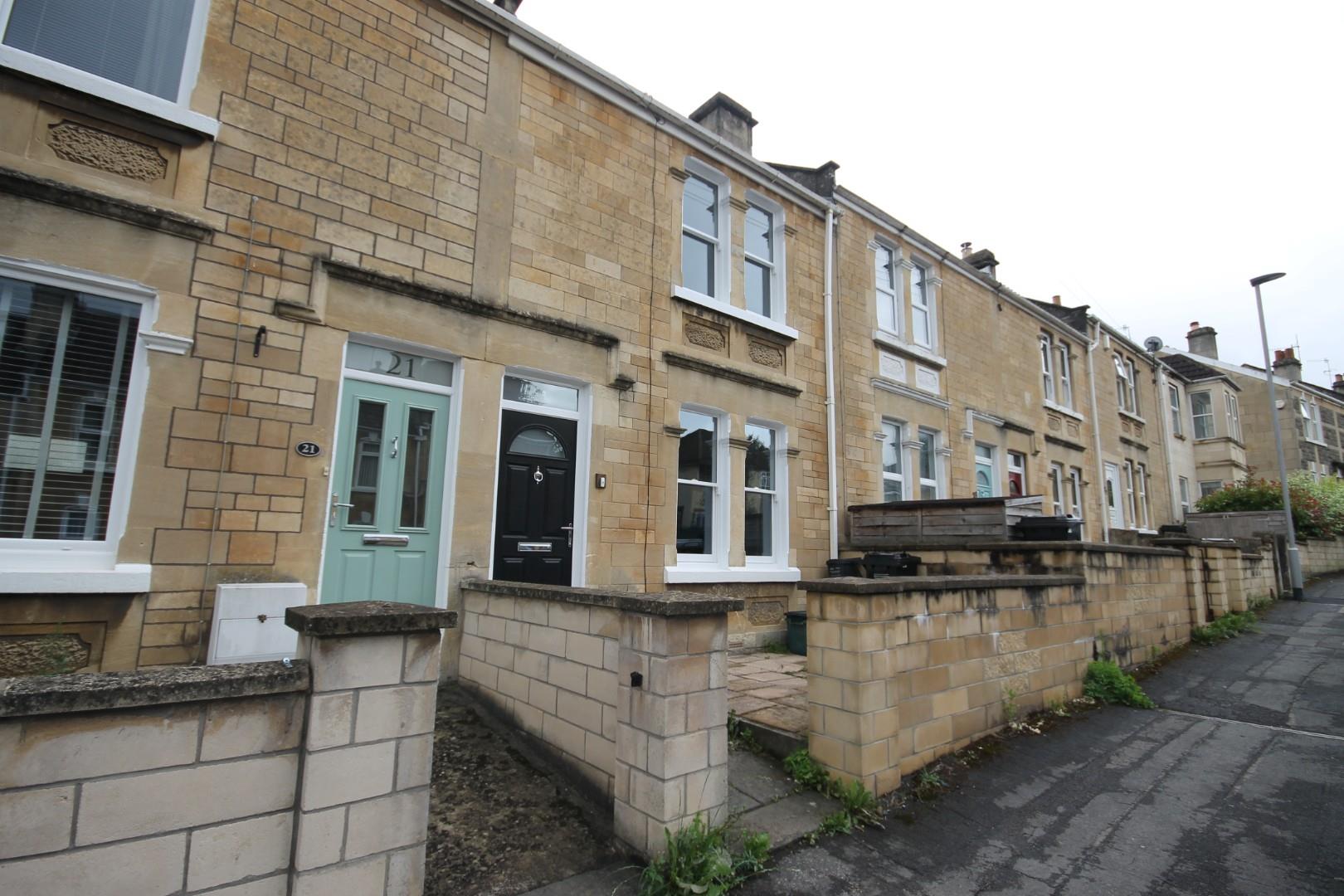 House Ivy Avenue in Bath