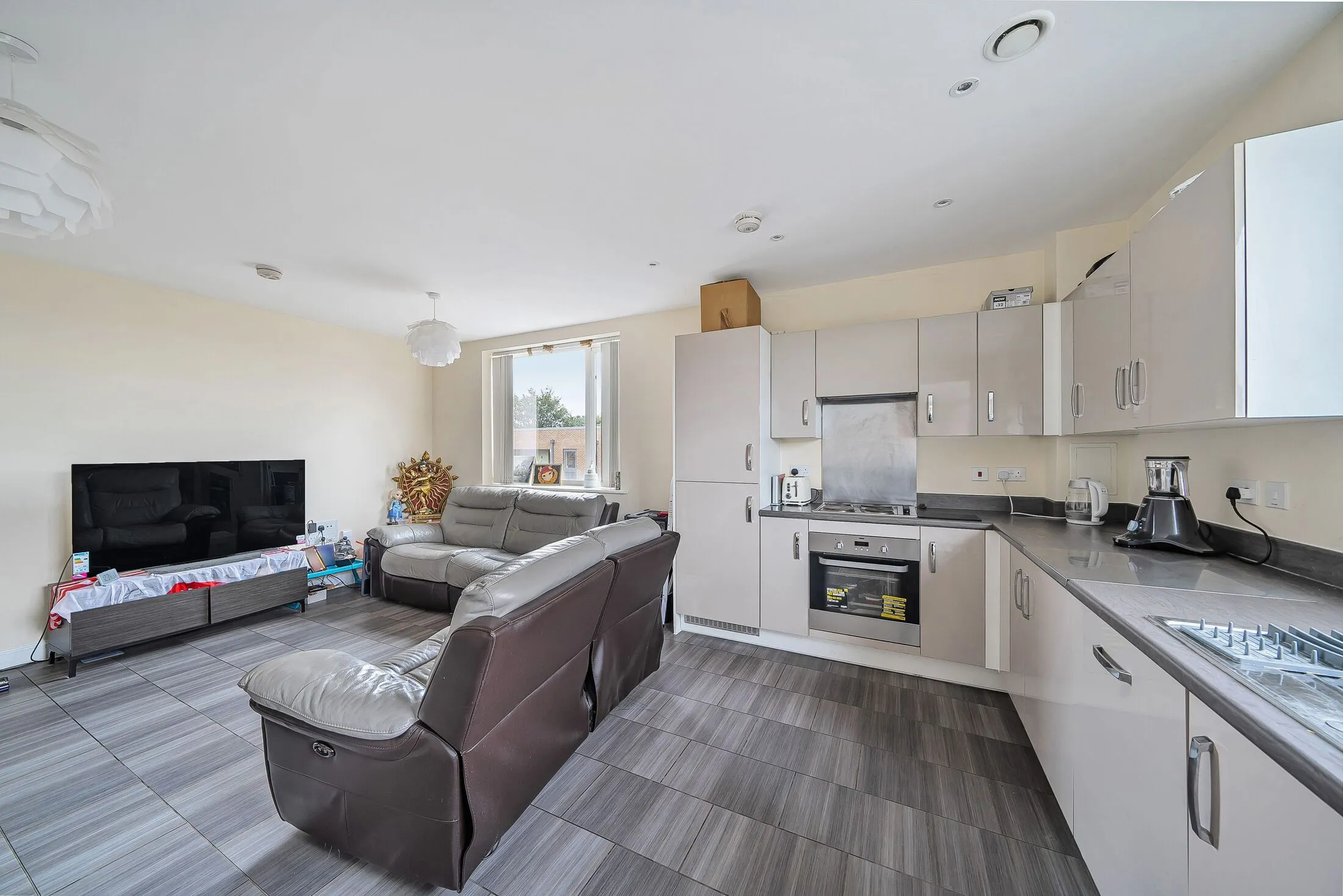 Flat Artisan Place in Greater London