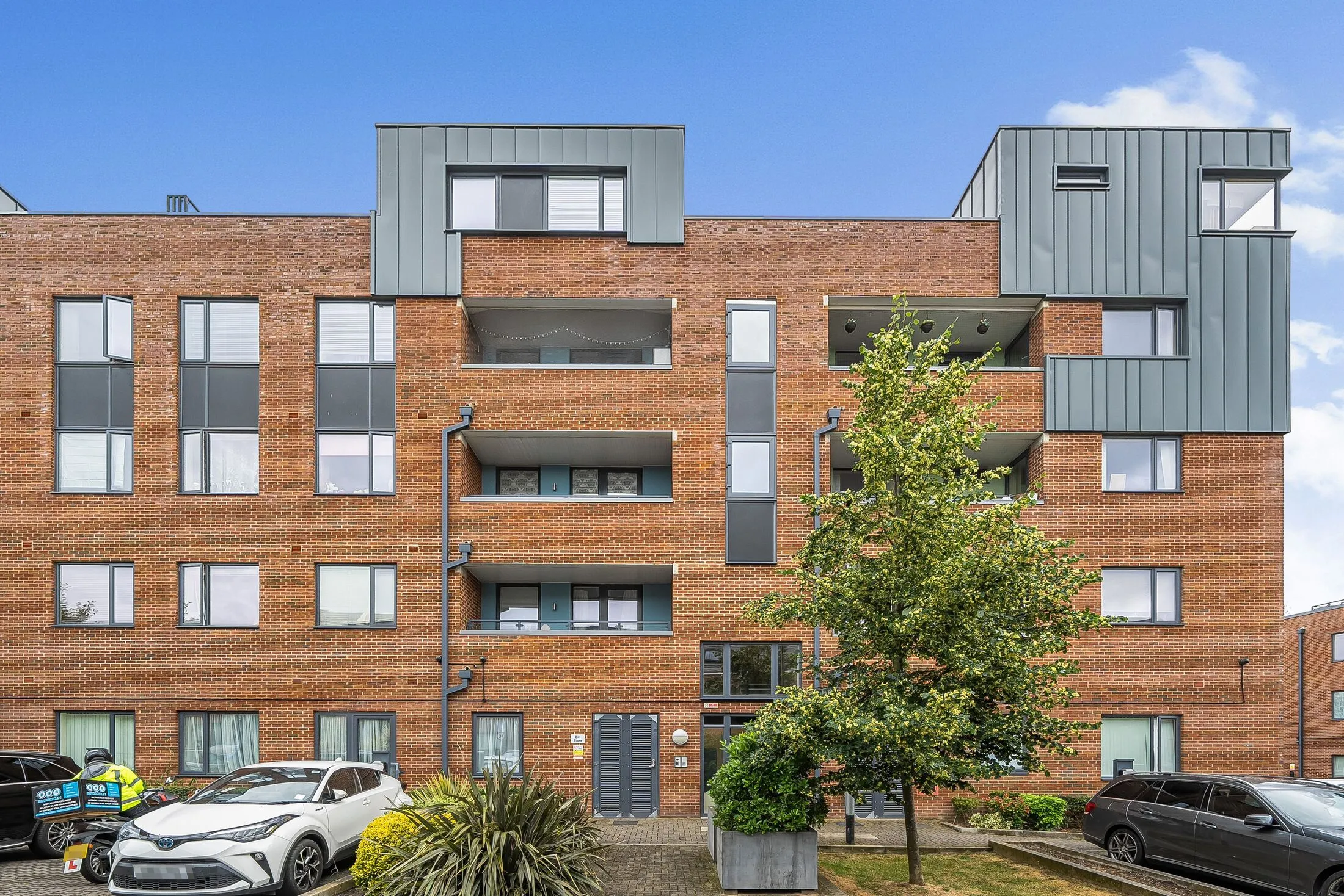 Flat Artisan Place in Greater London