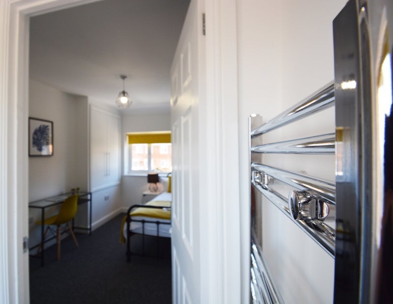Room Saint Gregory's Road in Bristol