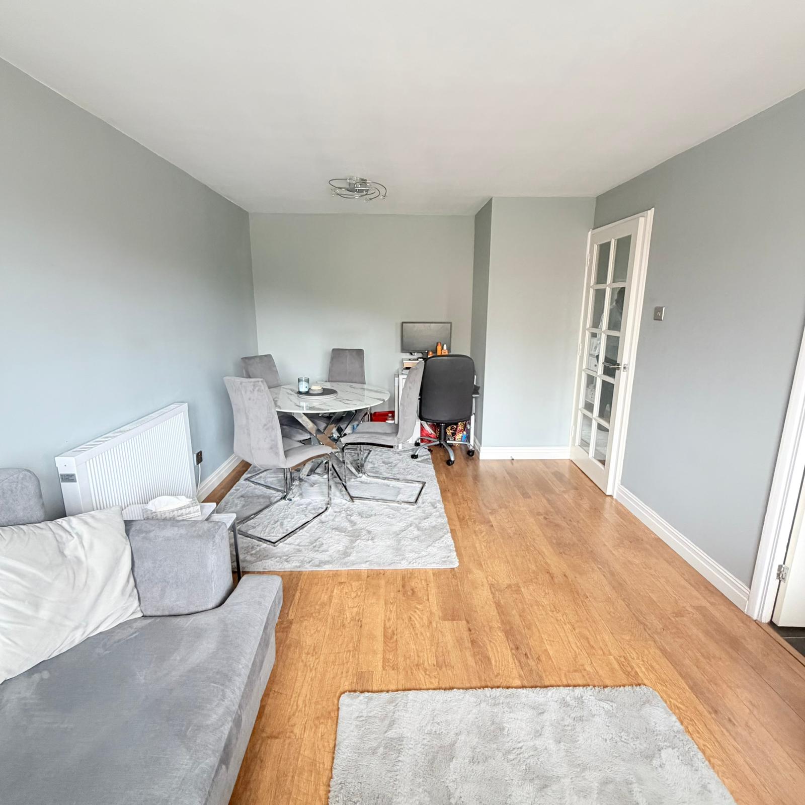 Flat Redford Close in Greater London