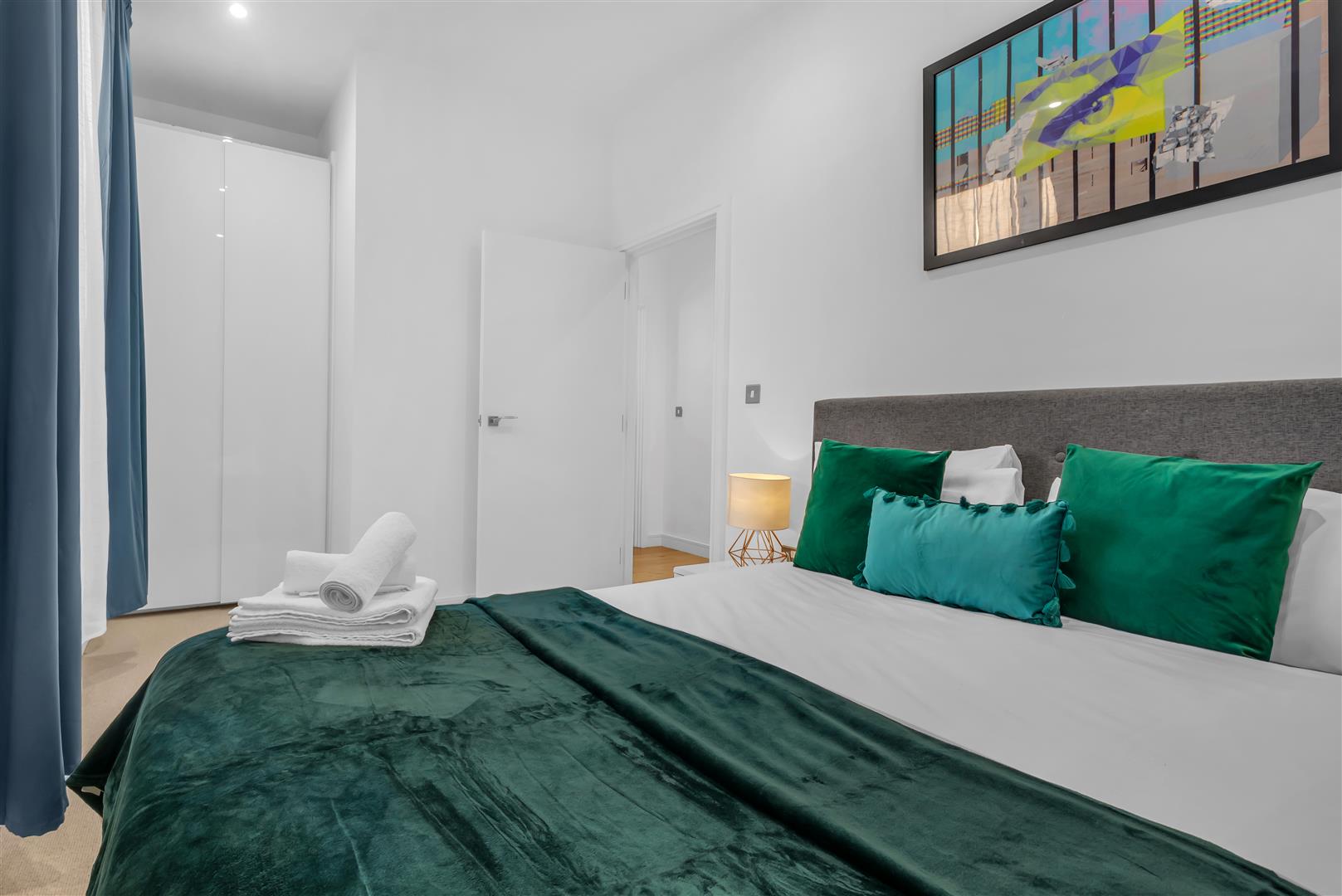 Flat Balfour Road in Greater London