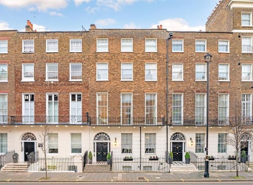 Flat Gloucester Place in City of Westminster