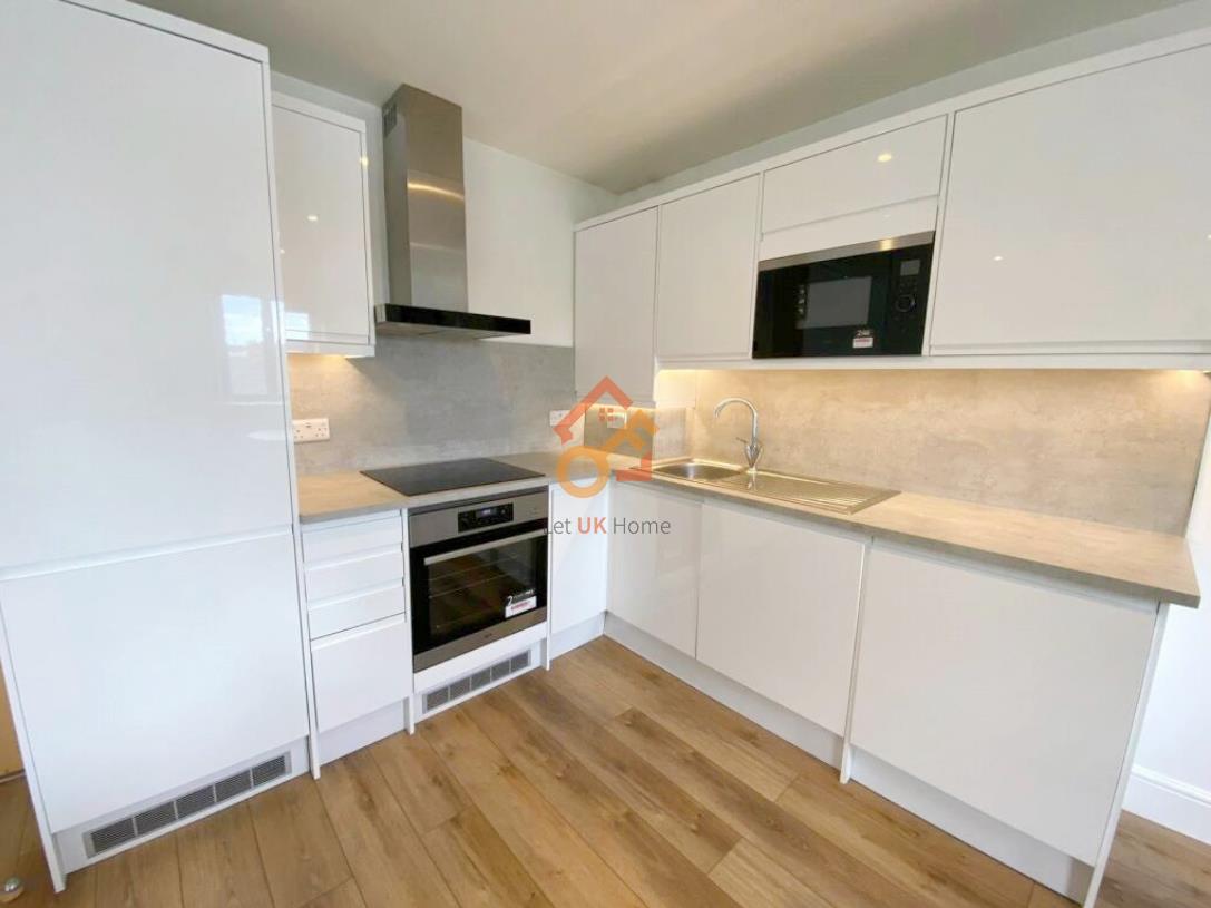 House Hendon Way in Greater London