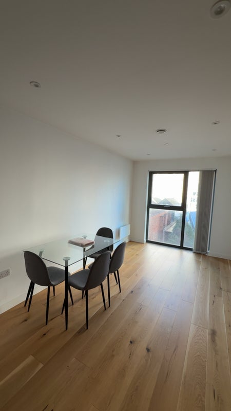 Room Windmill Street in Birmingham