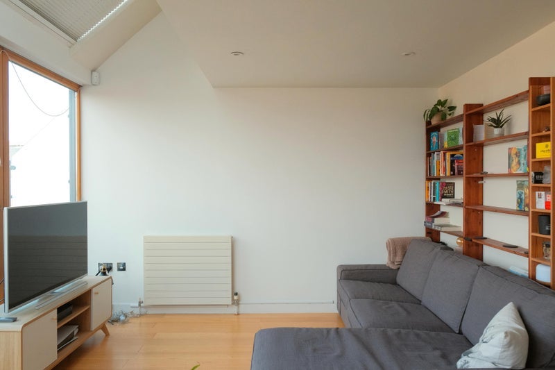 Room Highgate Road in Greater London