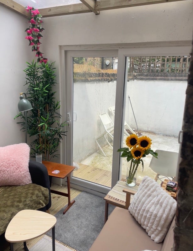 Room Ashfield Street in Greater London