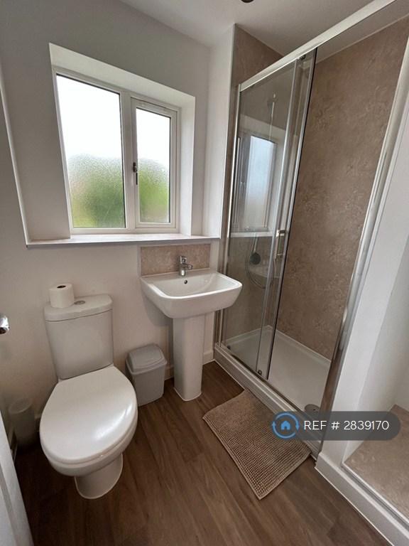Room Flitt Leys Close in Cranfield