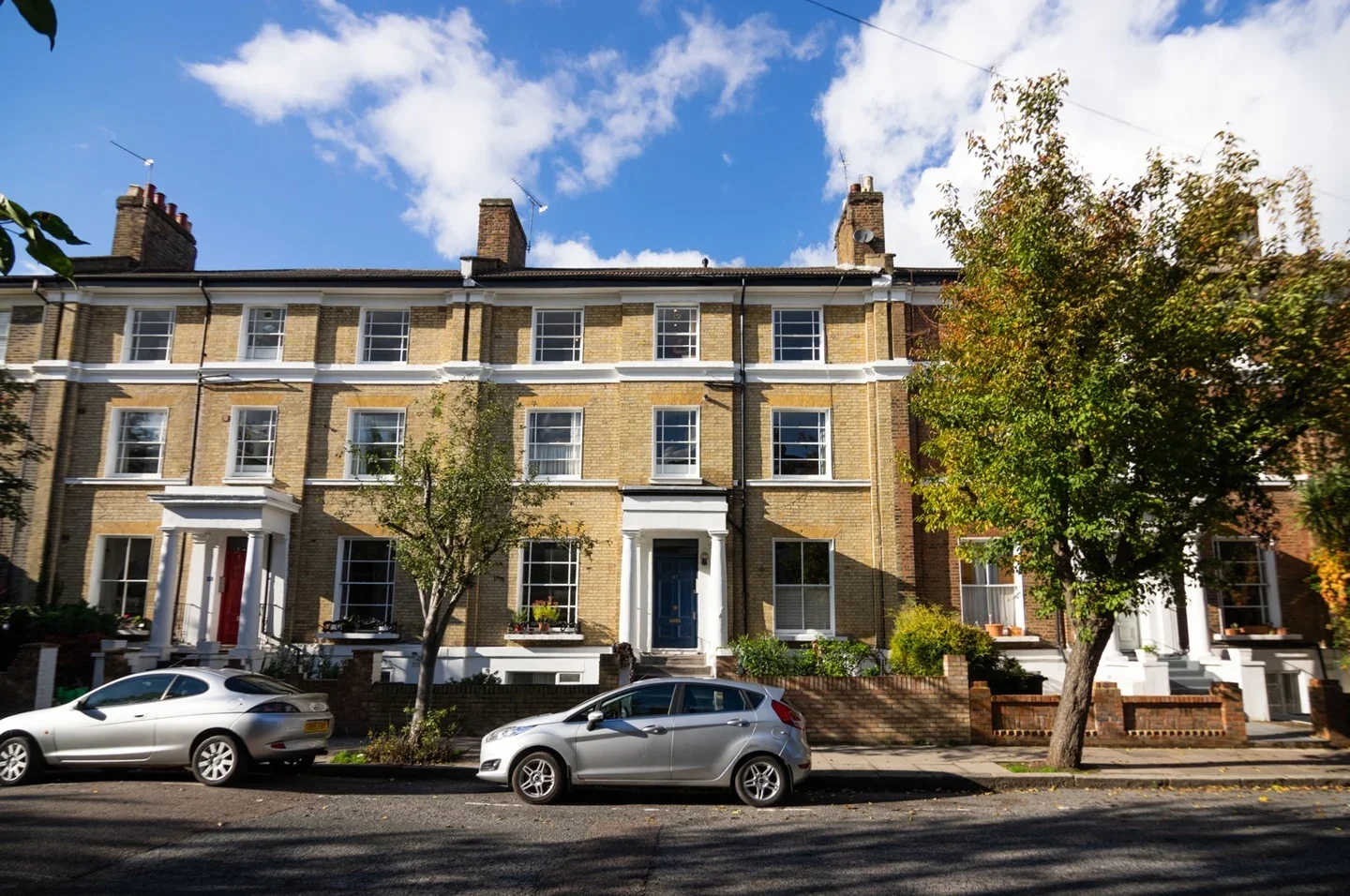 Flat St John's Villas in Greater London