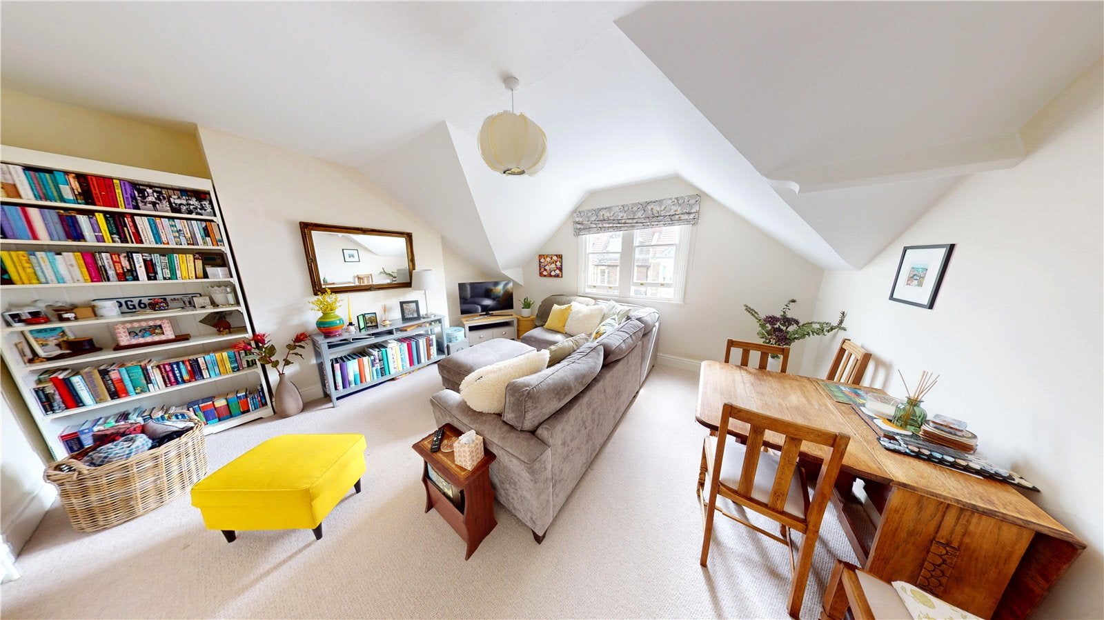 Flat Cotham Vale in Bristol
