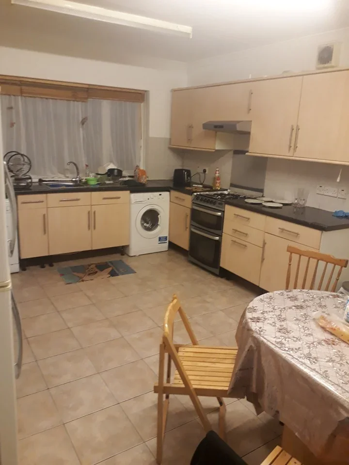 Room Grasmere Gardens in Greater London
