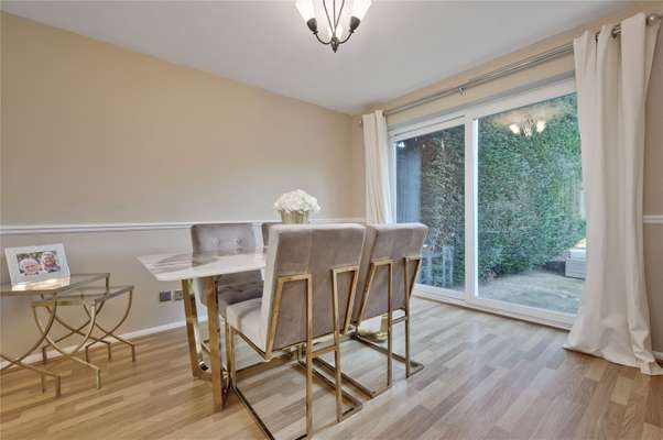 House Bosman Drive in Surrey Heath