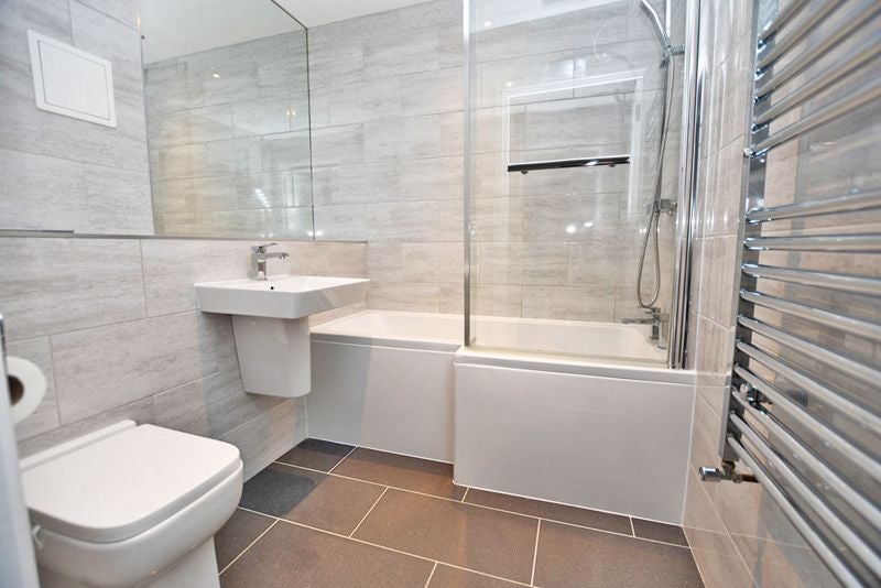 Flat Edelin Road in Maidstone