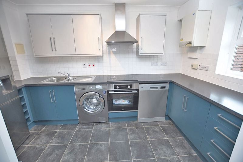 Flat Edelin Road in Maidstone