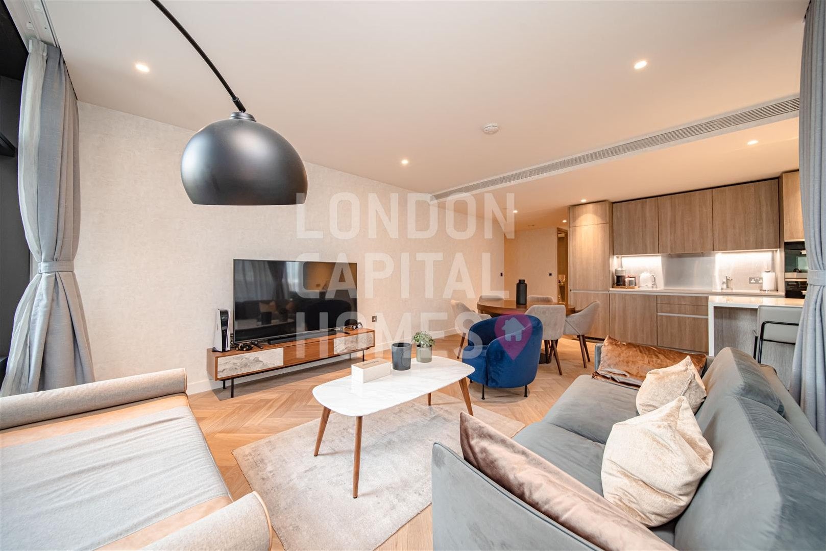 Flat Wilmot Place in Greater London