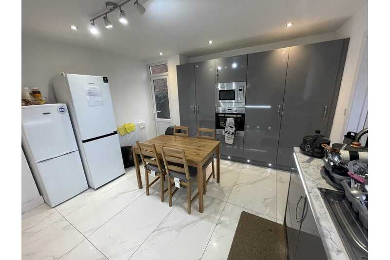 Room Ingestre Road in Birmingham