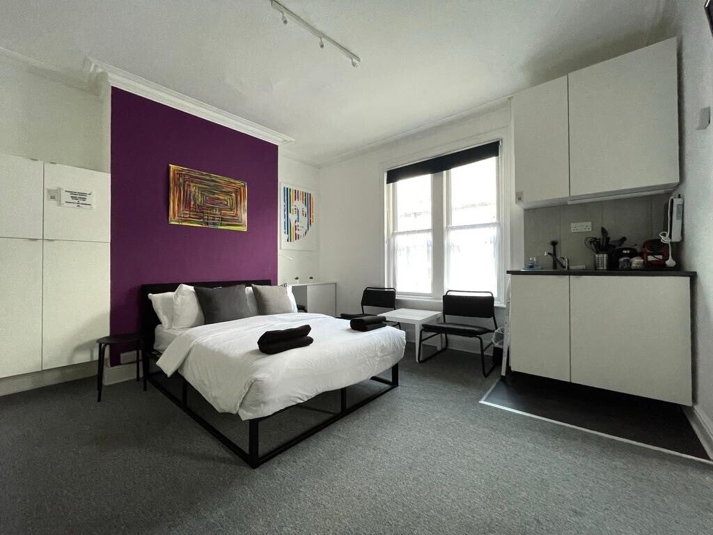 Room Southcote Road in Bournemouth