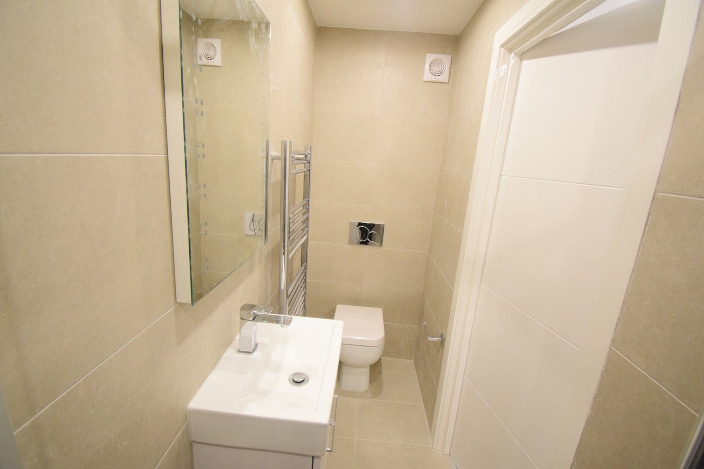Flat Central Hill in Greater London