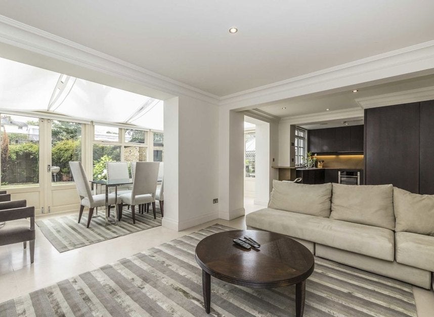 Flat Warwick Avenue in City of Westminster