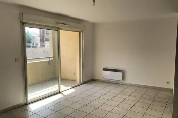 Appartement Avenue du Maréchal Juin à Nîmes