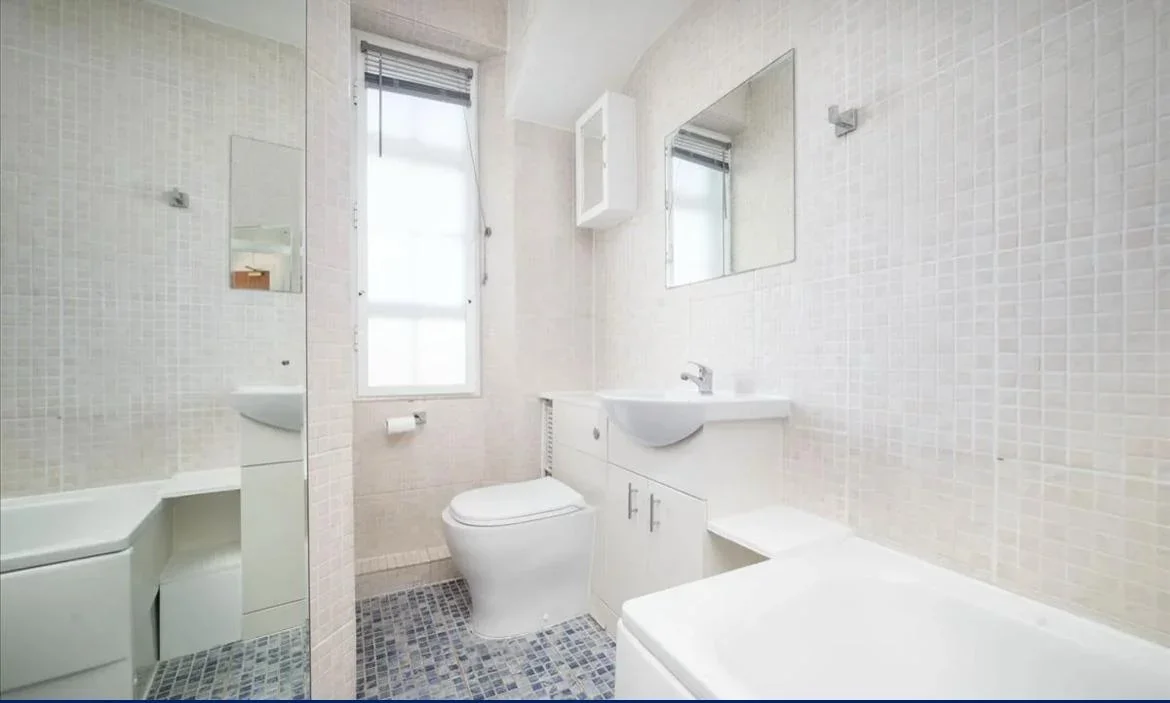 Flat Upper Woburn Place in Greater London