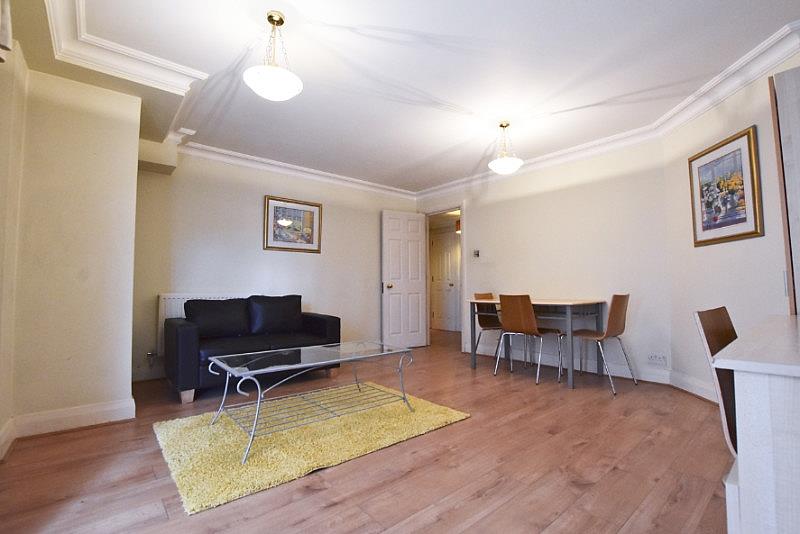 Flat Harewood Avenue in City of Westminster