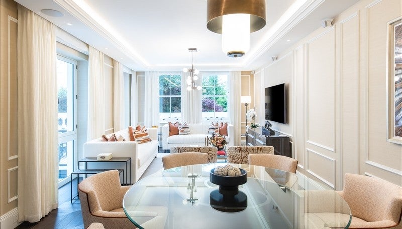 Flat Prince of Wales Terrace in Greater London