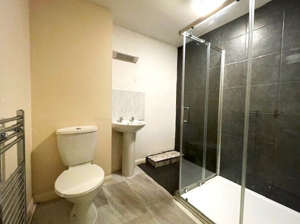 Flat Middleborough in Colchester