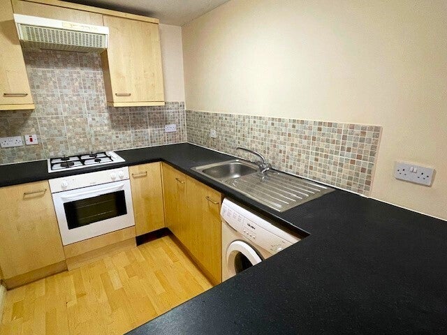Flat Middleborough in Colchester