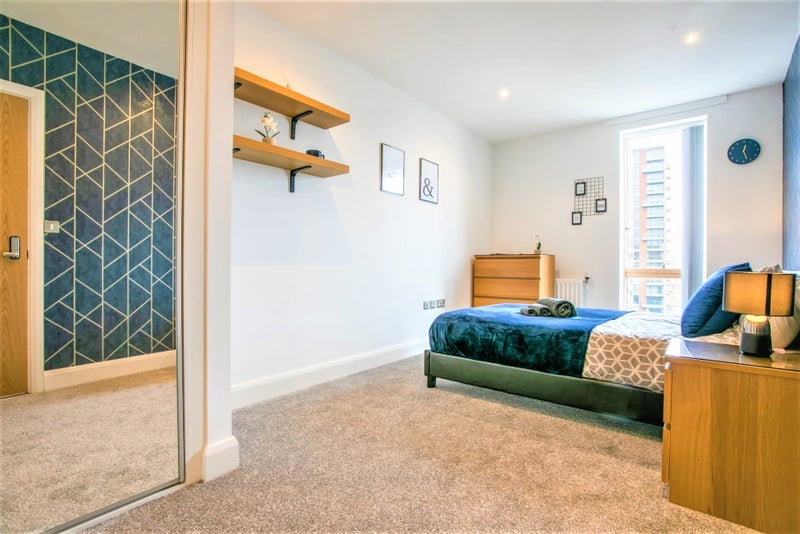 Room Corsican Square in Greater London