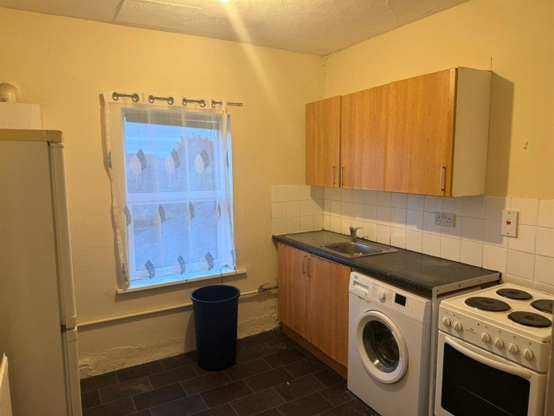 Flat Alexandra Road in Peterborough