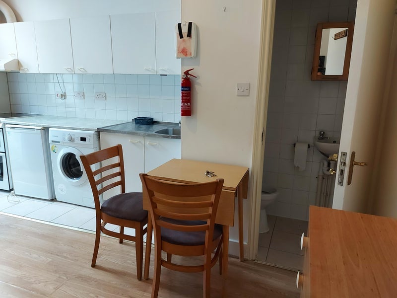 Flat Stanmore Road in Greater London