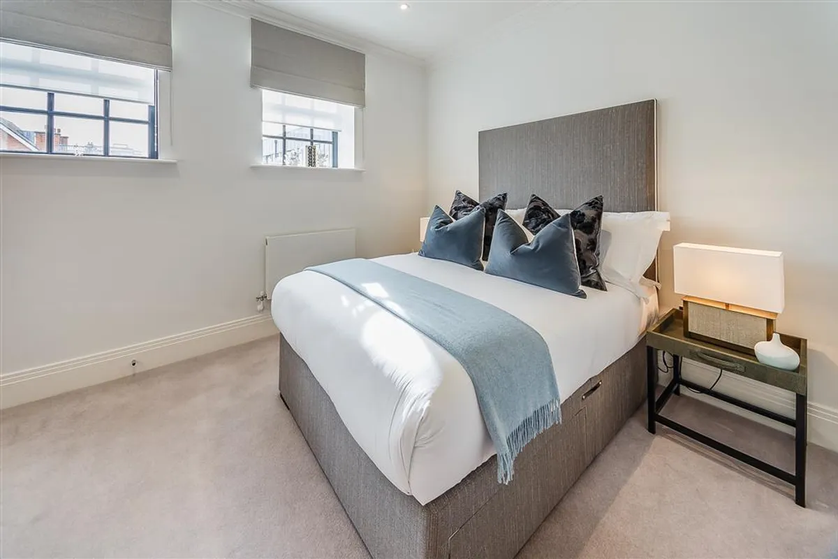 Flat Rainville Road in Greater London
