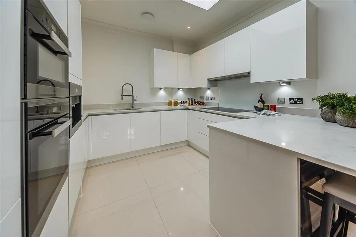 Flat Rainville Road in Greater London