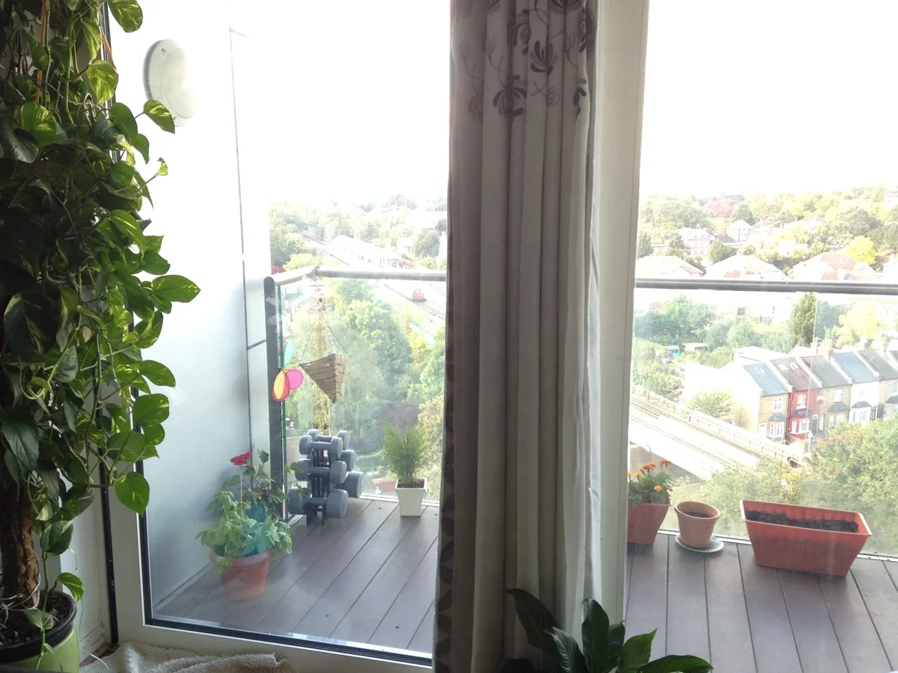 Flat Prince Regent Road in Greater London