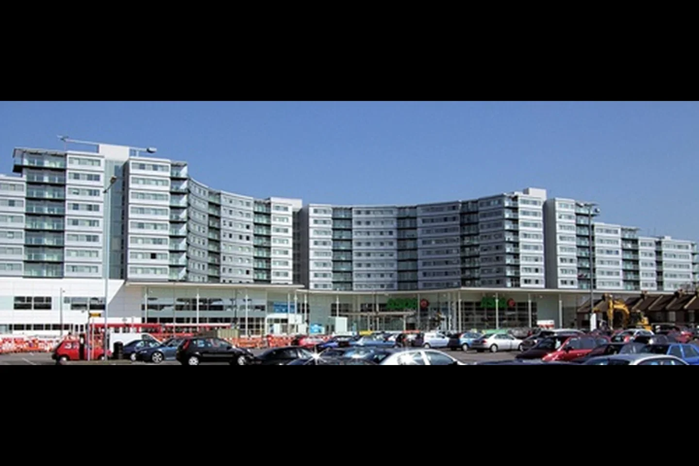 Flat Prince Regent Road in Greater London