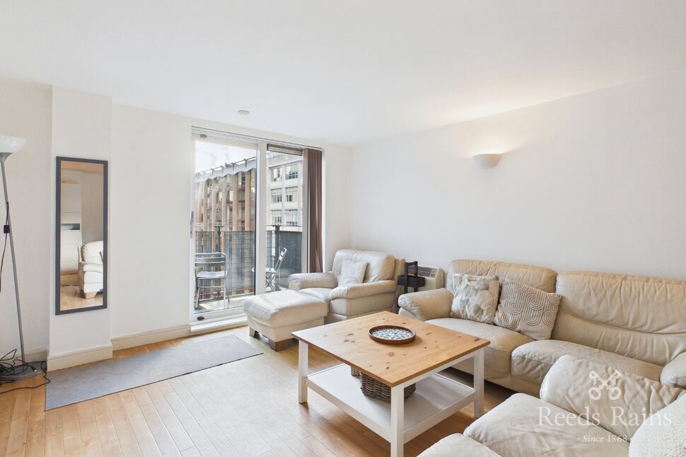 Flat Whitworth Street West in Manchester
