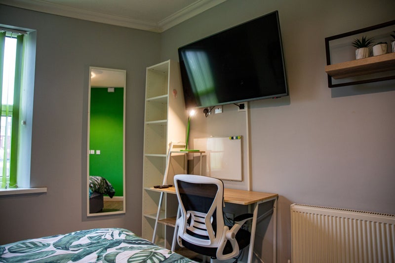 Room Wellfield Road in Preston