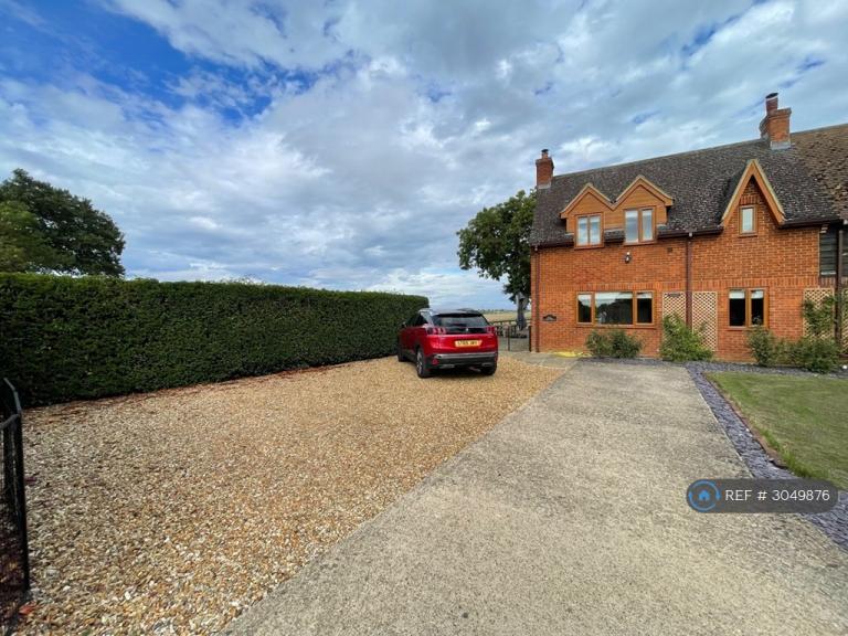House Britten's Court in Clifton Reynes
