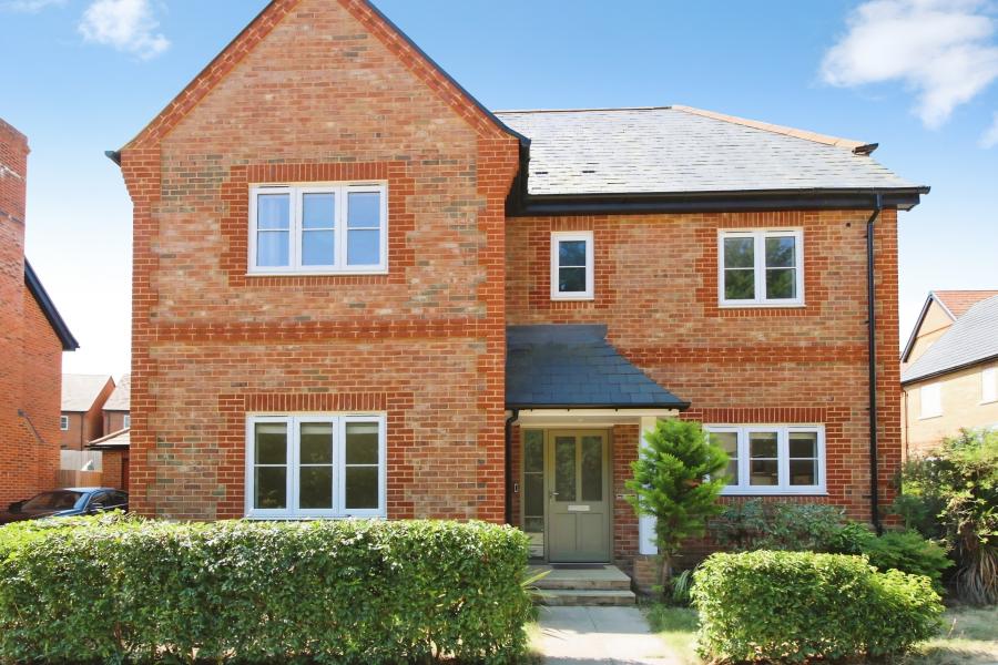 House Heatherdene Road in High Wycombe