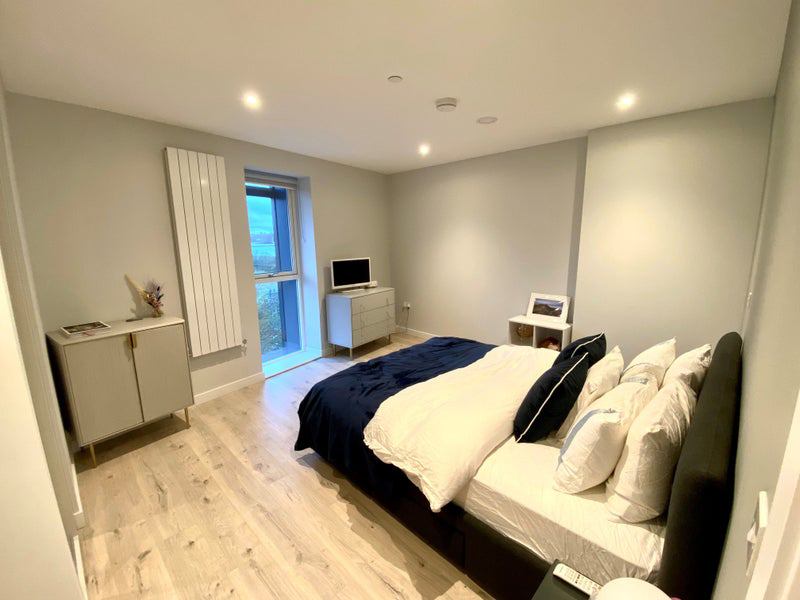 Room Forest Road in Greater London