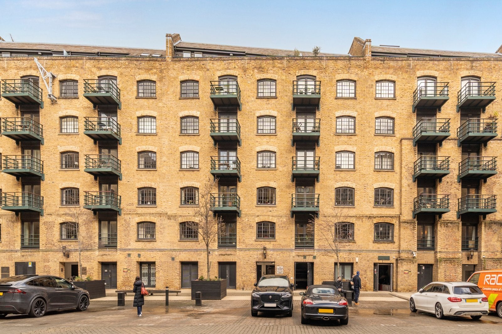 Flat Shad Thames in Greater London