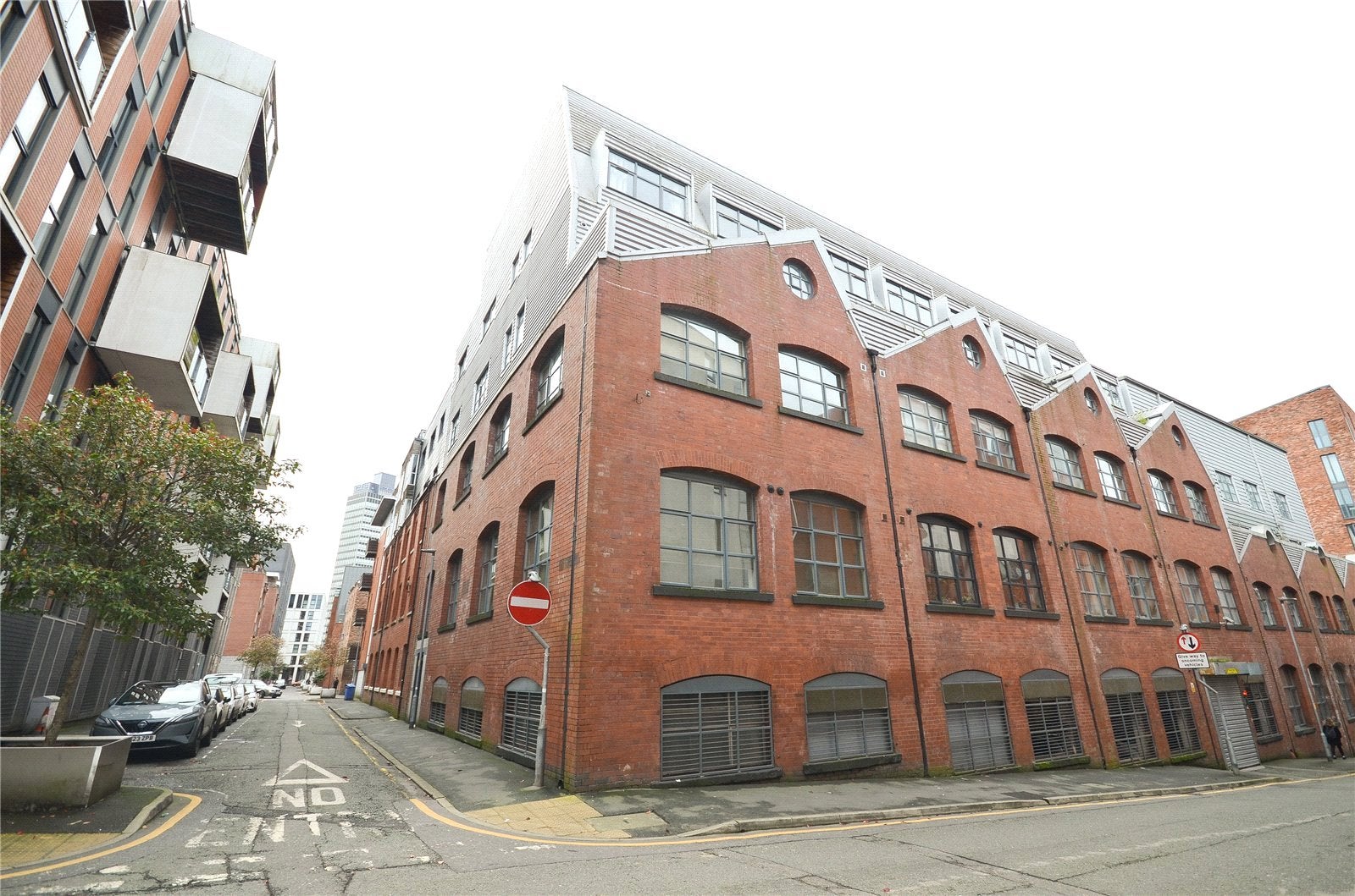 Flat Naples Street in Manchester