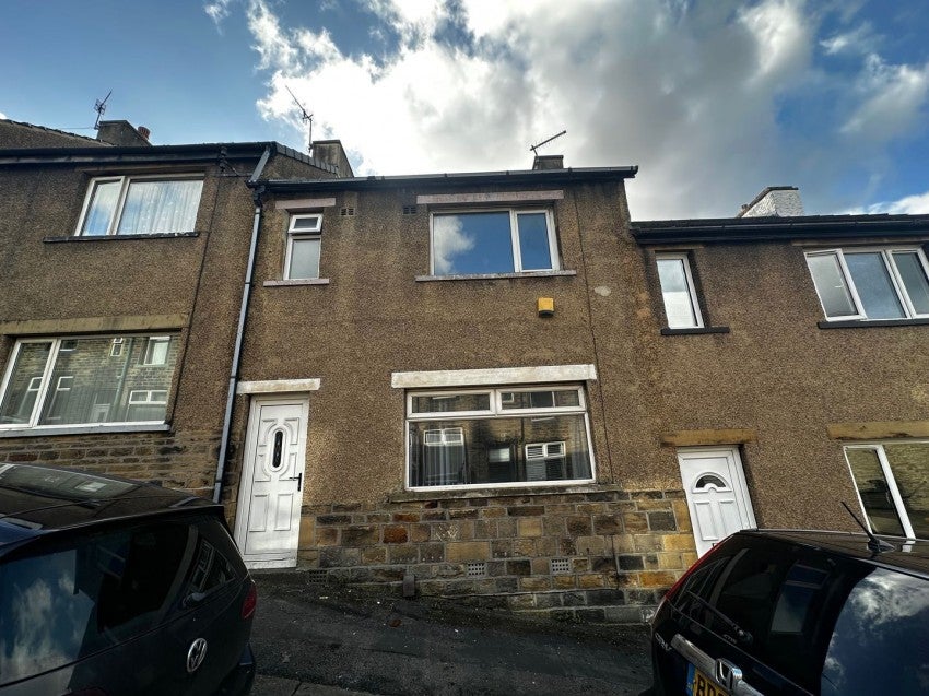 House Carlisle Street in Bradford